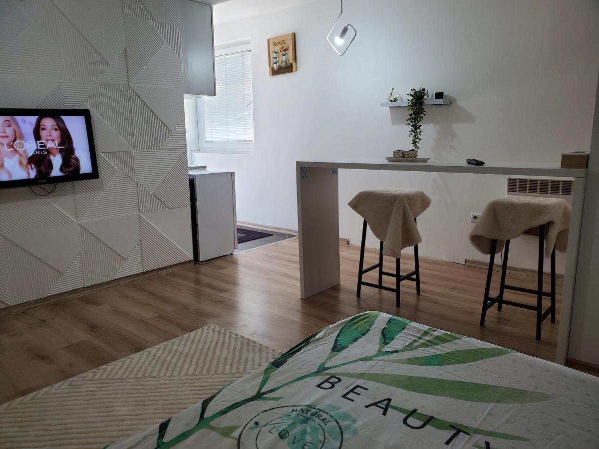 Sleep And Drive Apartment Sarajevo Ngoại thất bức ảnh